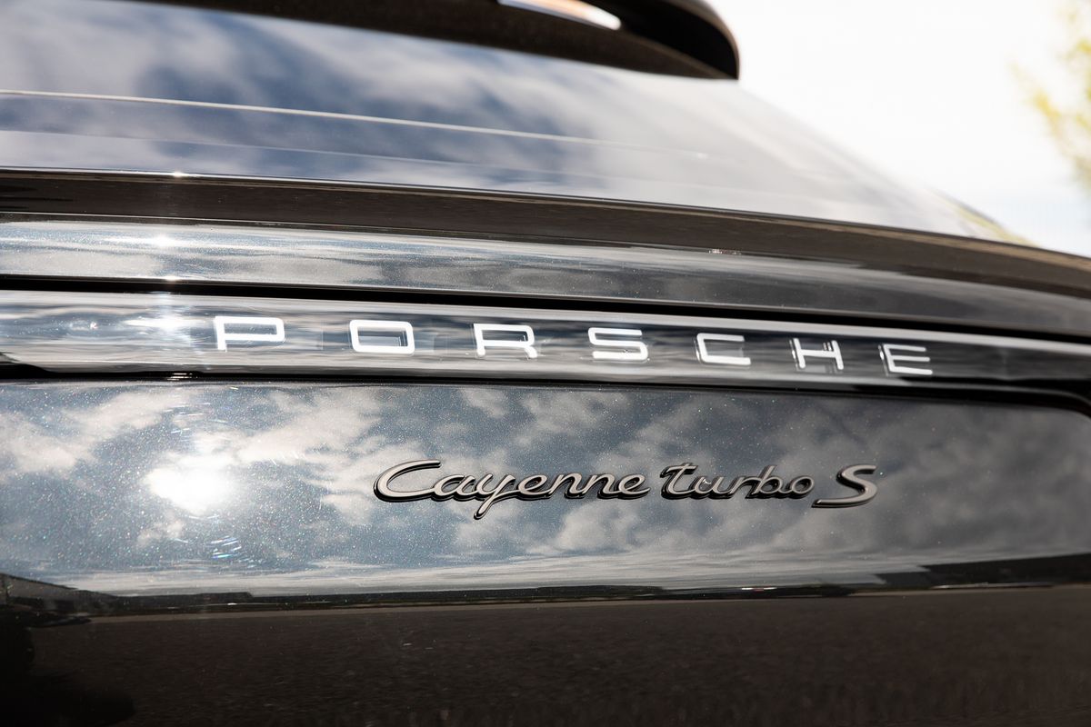 2022 Porsche Cayenne 4.0 V8 E-Hybrid 17.9kWh Turbo S TiptronicS
