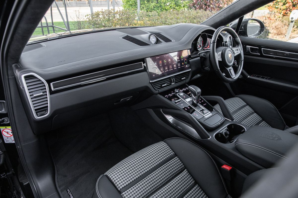 2022 Porsche Cayenne 4.0 V8 E-Hybrid 17.9kWh Turbo S TiptronicS