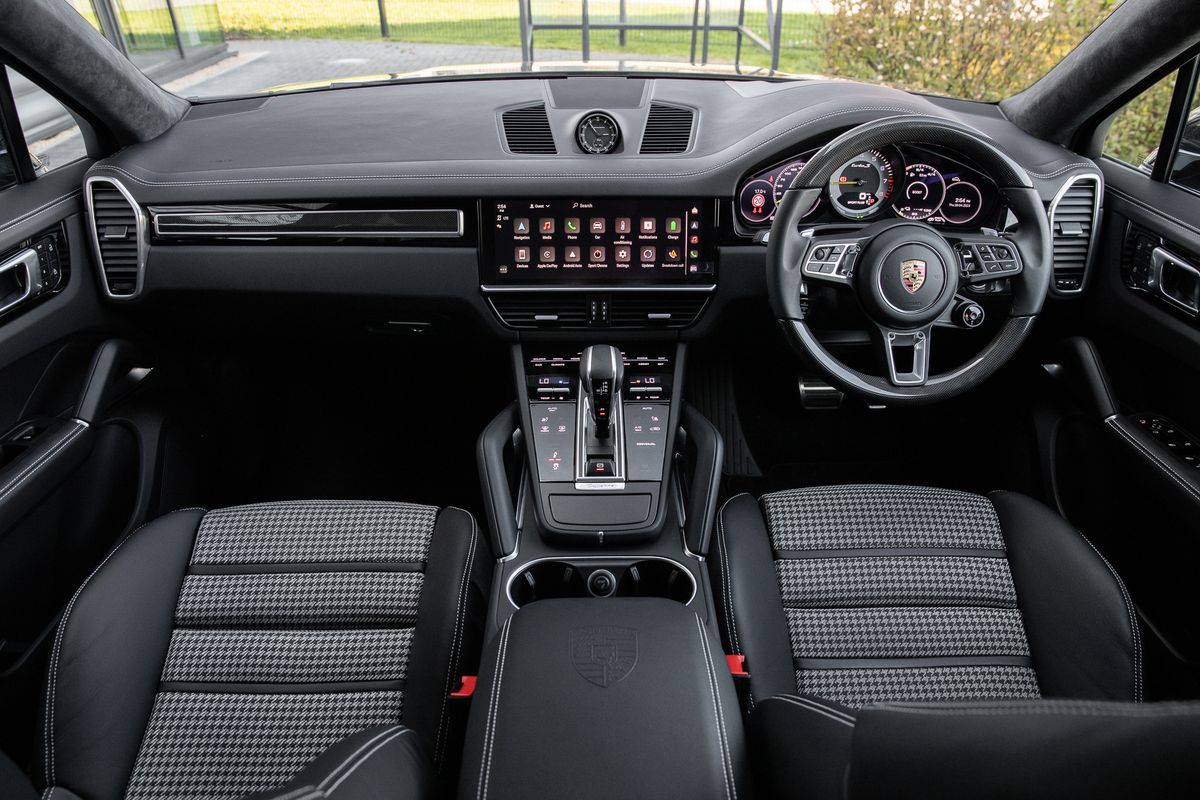 2022 Porsche Cayenne 4.0 V8 E-Hybrid 17.9kWh Turbo S TiptronicS