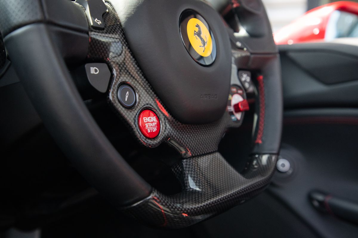 2019 Ferrari 488 3.9T V8 Spider F1 DCT Euro