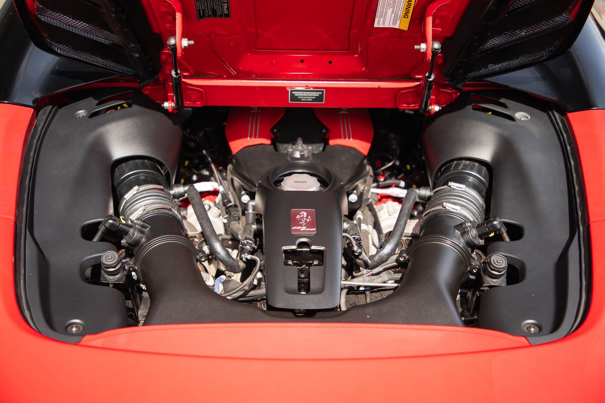 2019 Ferrari 488 3.9T V8 Spider F1 DCT Euro