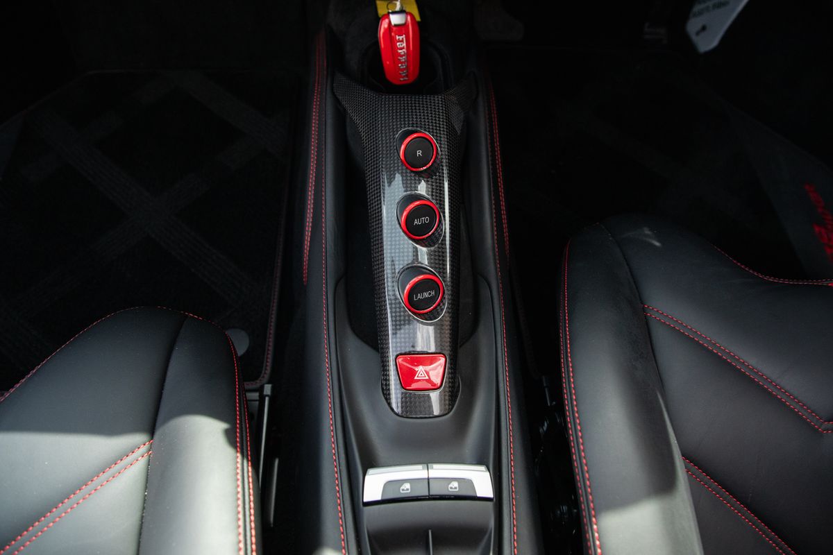 2019 Ferrari 488 3.9T V8 Spider F1 DCT Euro