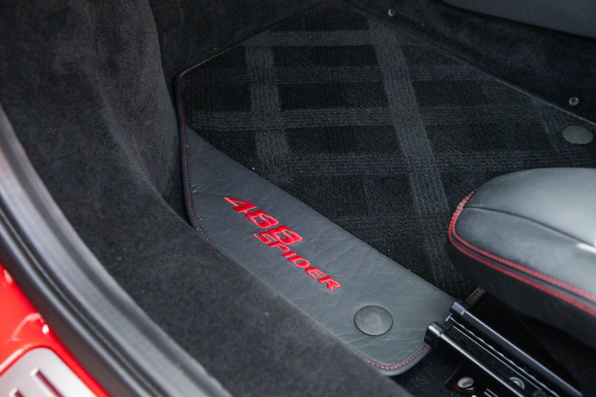 2019 Ferrari 488 3.9T V8 Spider F1 DCT Euro
