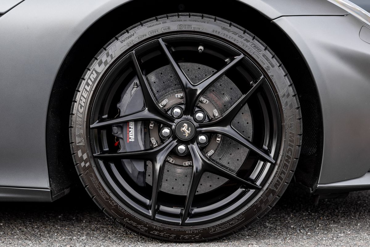 2014 Ferrari F12 Berlinetta 6.3 V12 F1 DCT