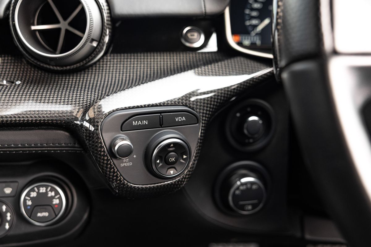 2014 Ferrari F12 Berlinetta 6.3 V12 F1 DCT