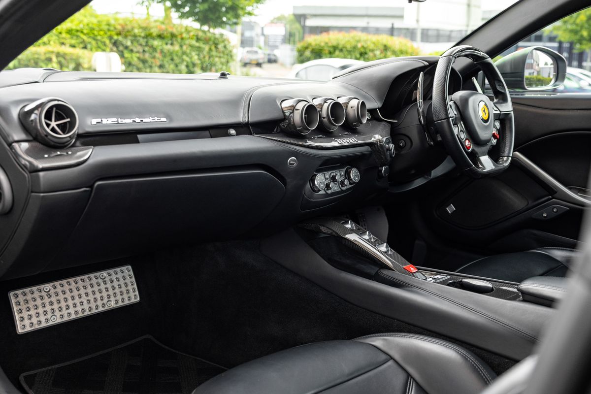 2014 Ferrari F12 Berlinetta 6.3 V12 F1 DCT
