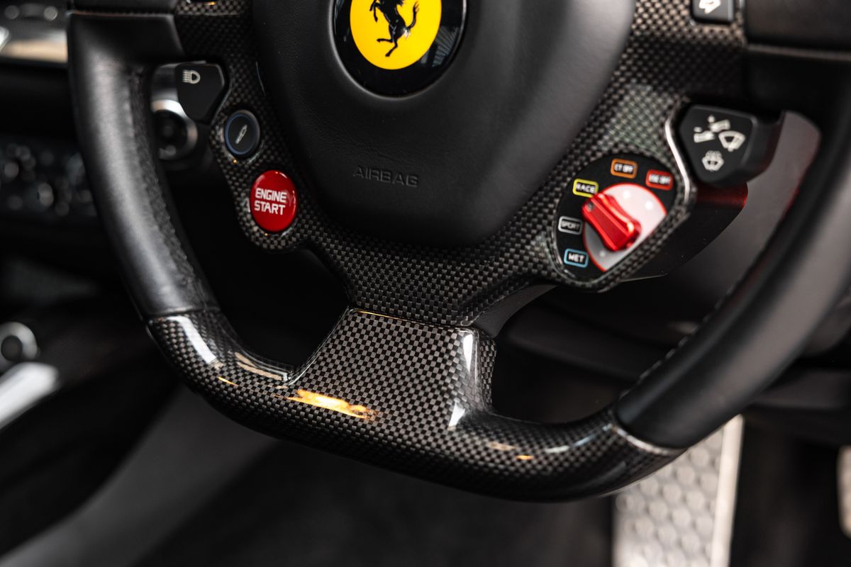 2014 Ferrari F12 Berlinetta 6.3 V12 F1 DCT