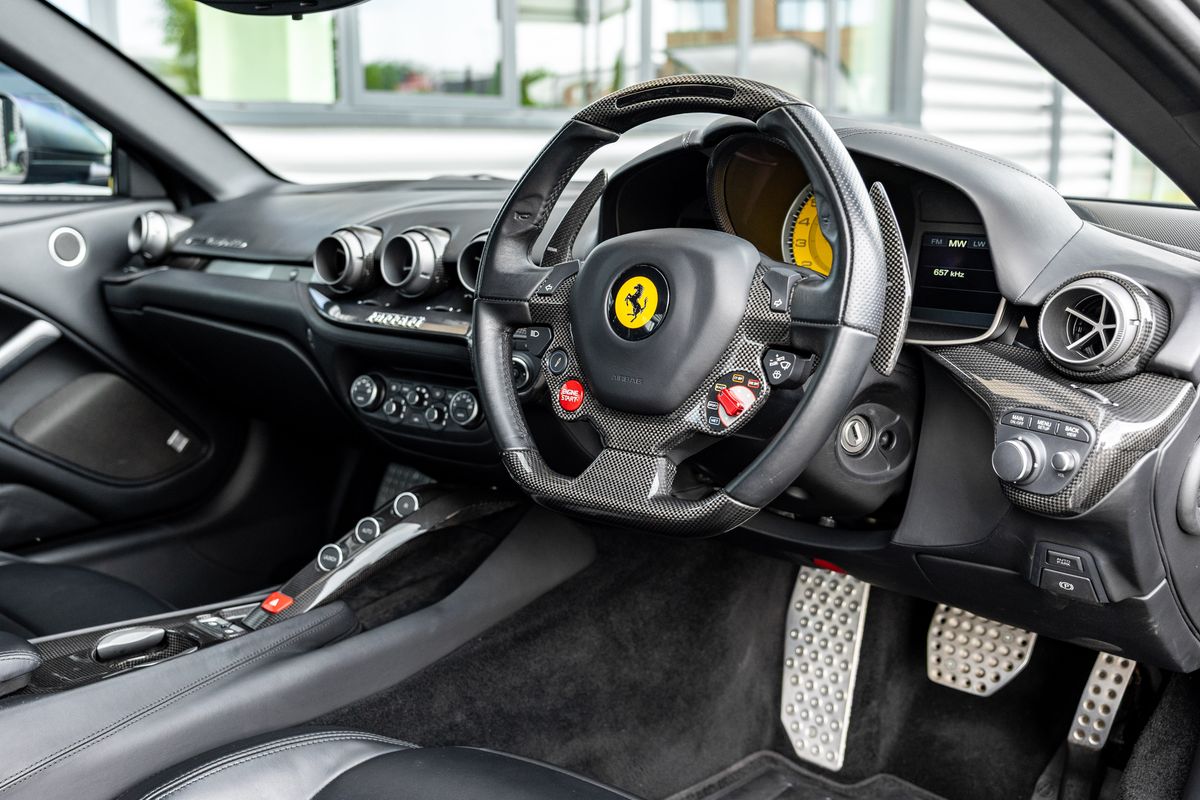 2014 Ferrari F12 Berlinetta 6.3 V12 F1 DCT