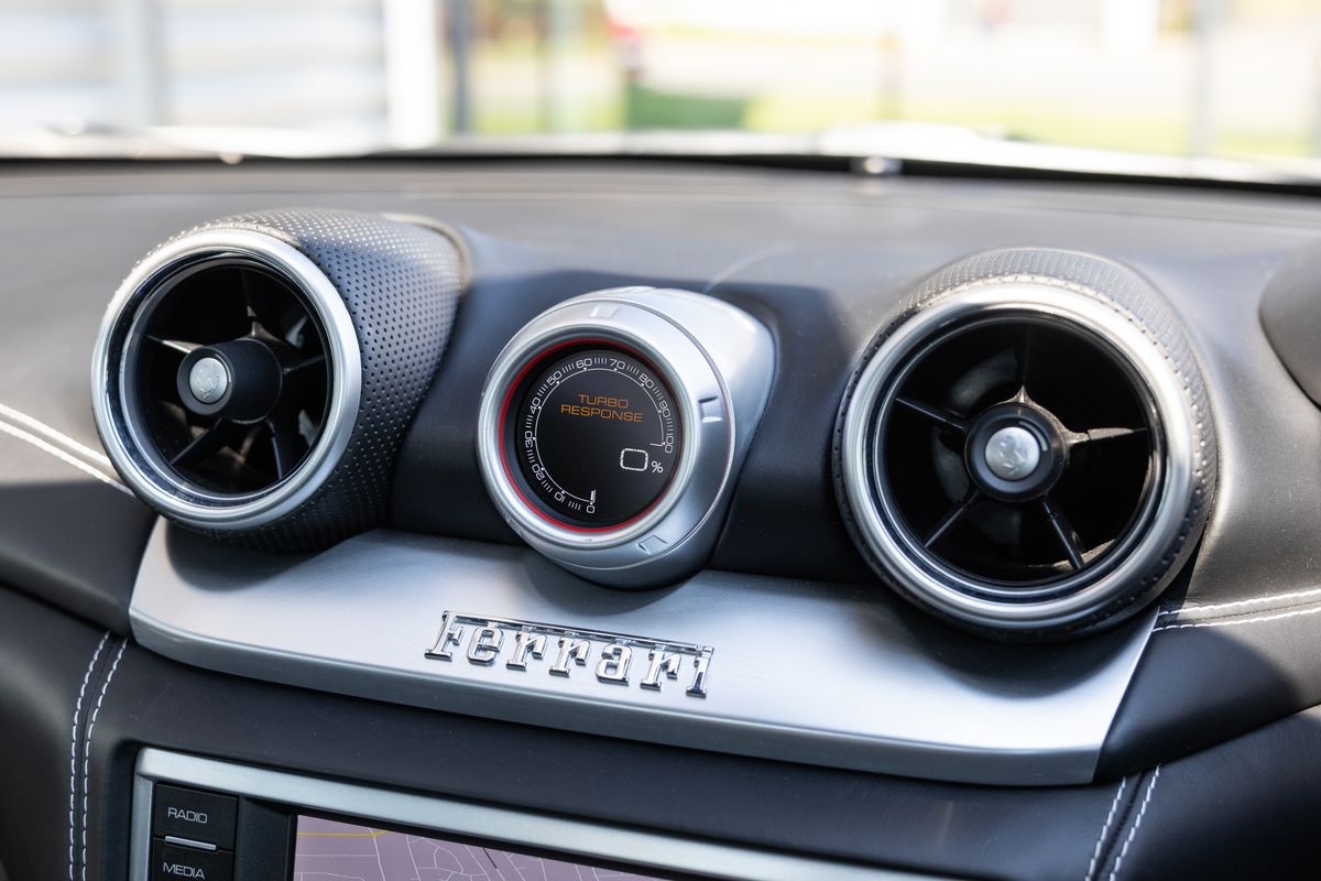 2015 Ferrari California 3.8 V8 T F1 DCT