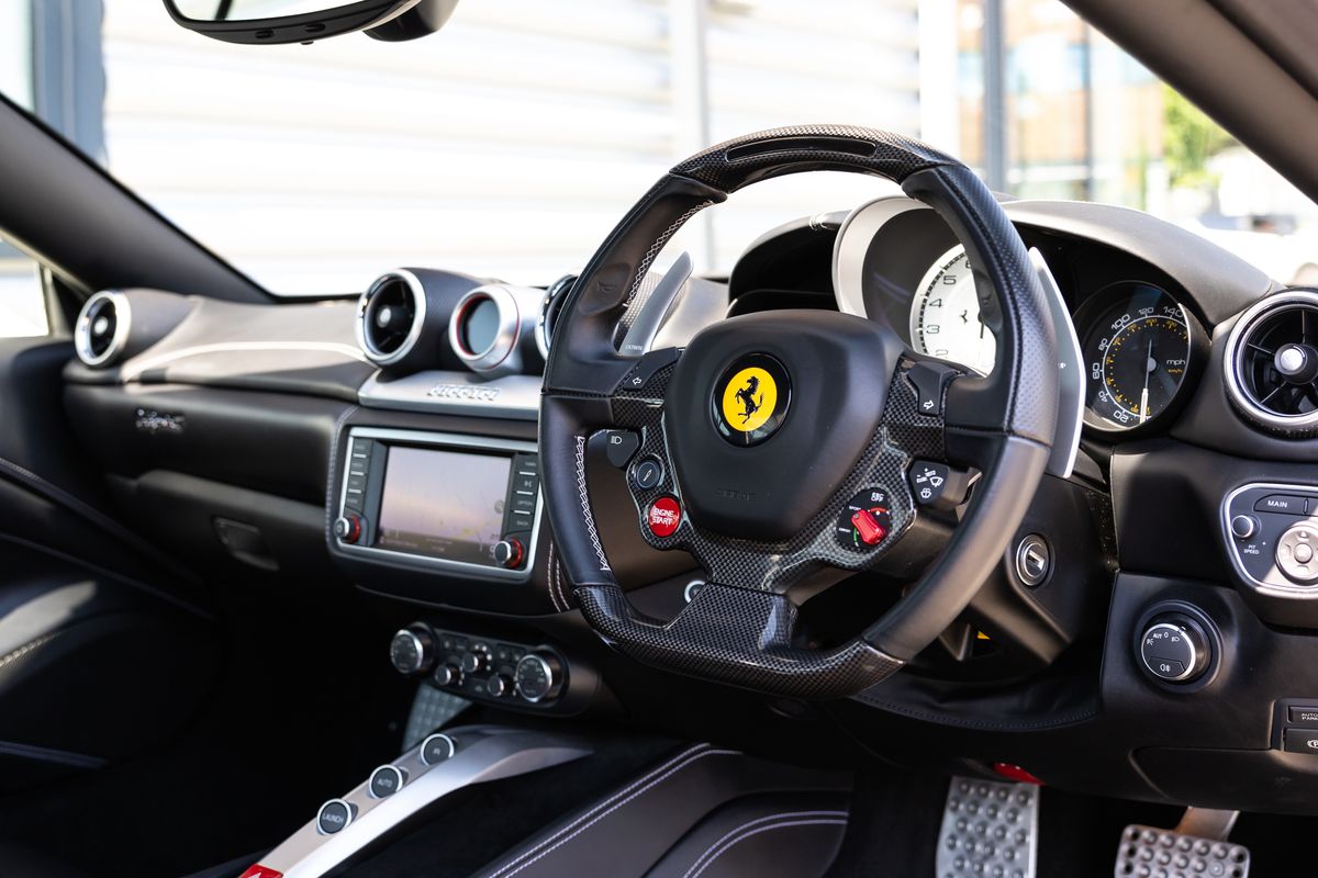 2015 Ferrari California 3.8 V8 T F1 DCT