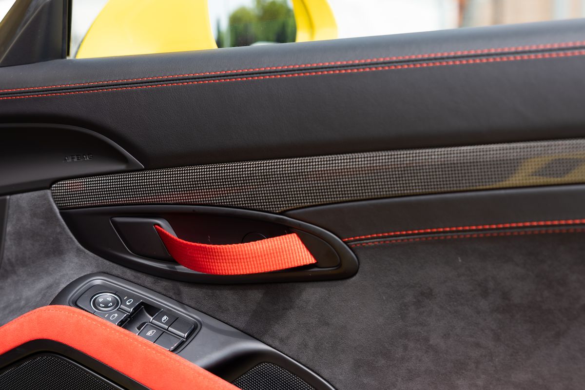 2018 Porsche 911 3.8T 991 GT2 RS PDK