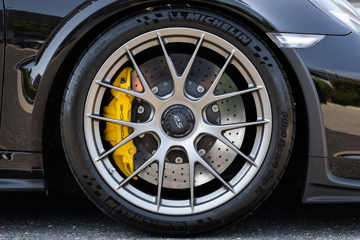 2019 Porsche 911 (991.2) GT3 RS Weissach