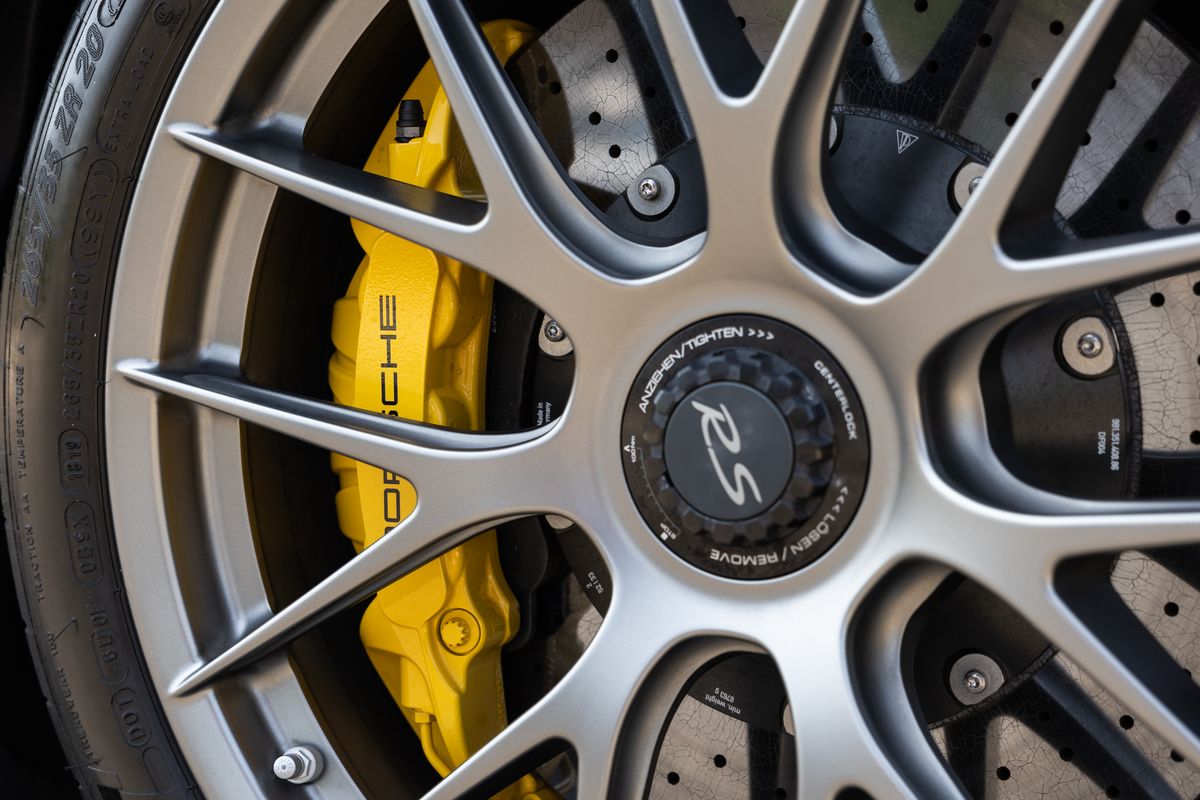 2019 Porsche 911 (991.2) GT3 RS Weissach