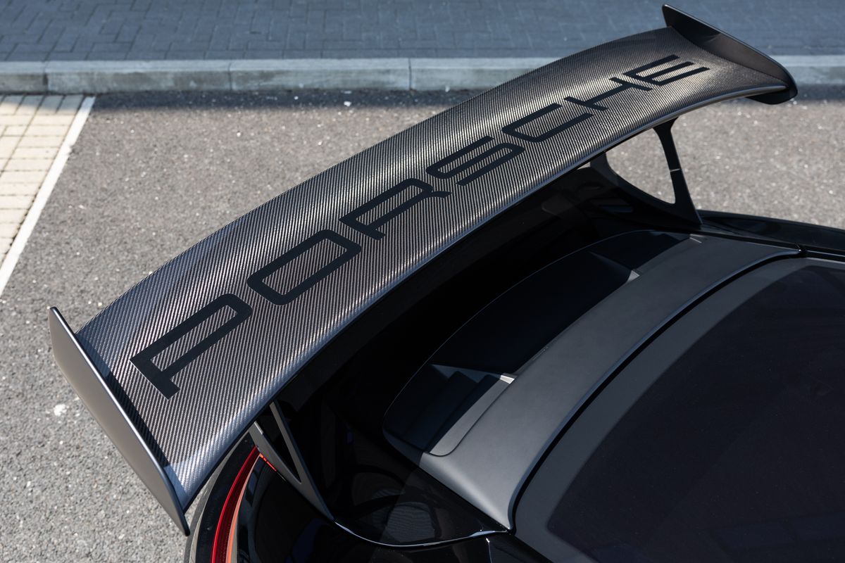 2019 Porsche 911 (991.2) GT3 RS Weissach