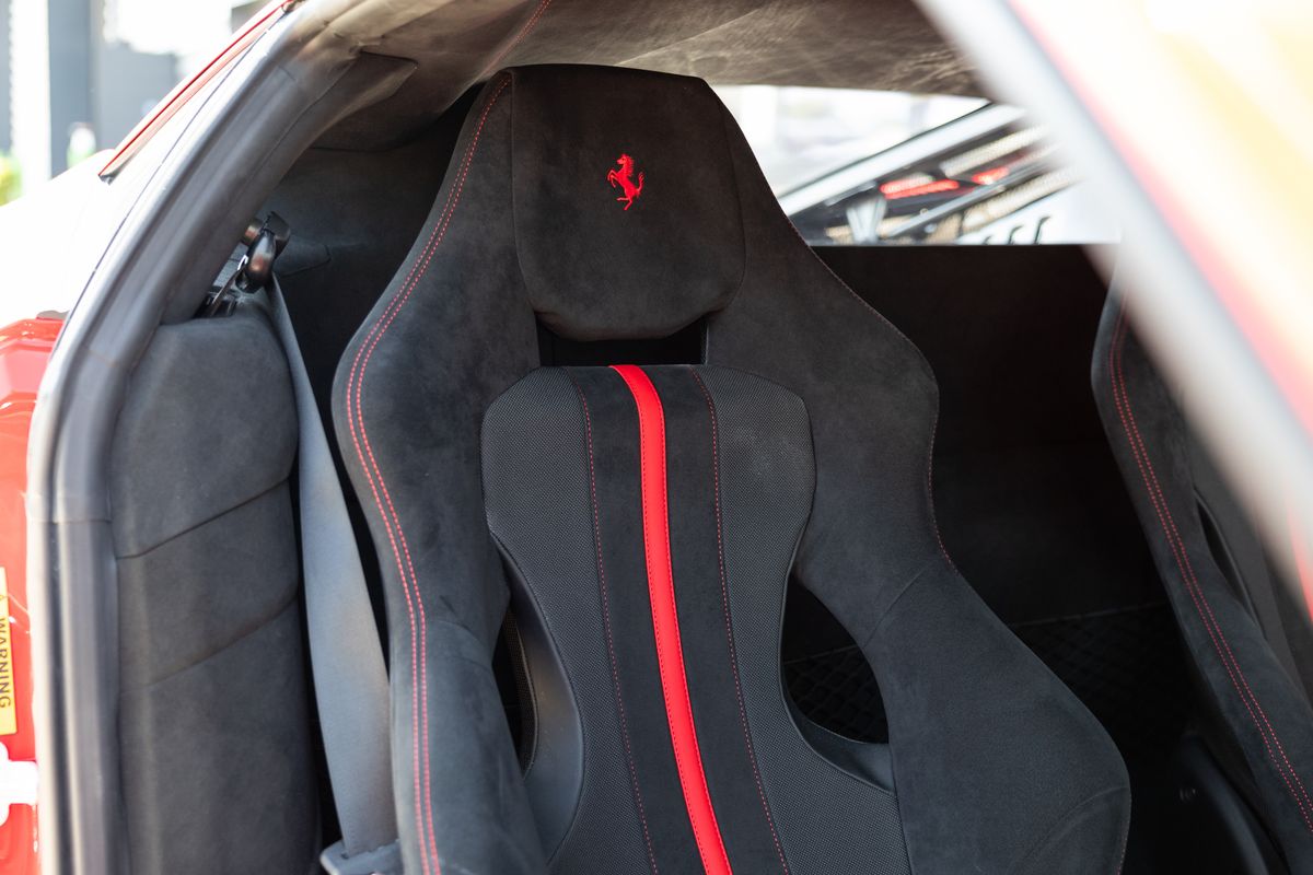 2020 Ferrari 488 Pista 3.9T V8 F1 DCT