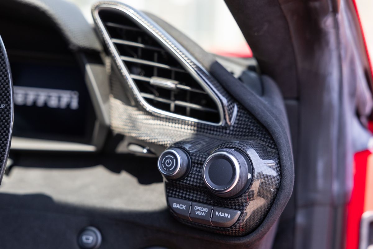 2020 Ferrari 488 Pista 3.9T V8 F1 DCT