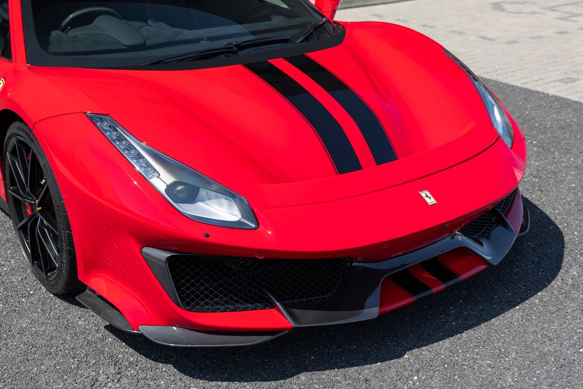 2020 Ferrari 488 Pista 3.9T V8 F1 DCT