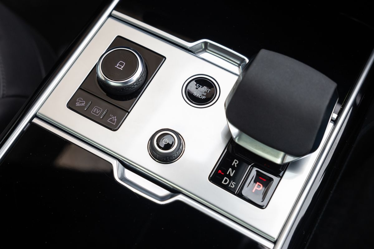 2023 Land Rover Range Rover 3.0 P510e PHEV Autobiography