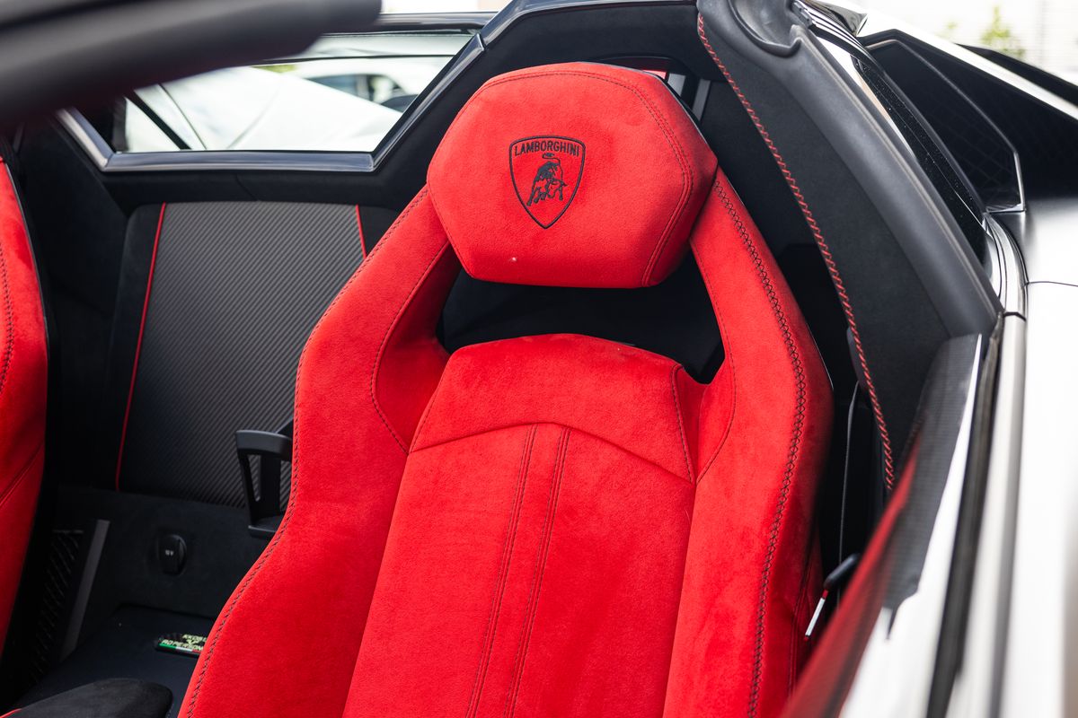2021 Lamborghini Aventador SVJ Roadster 6.5 V12 LP 770-4