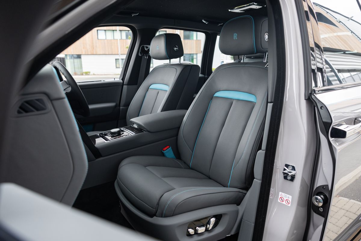 2023 Rolls-Royce Cullinan Black Badge