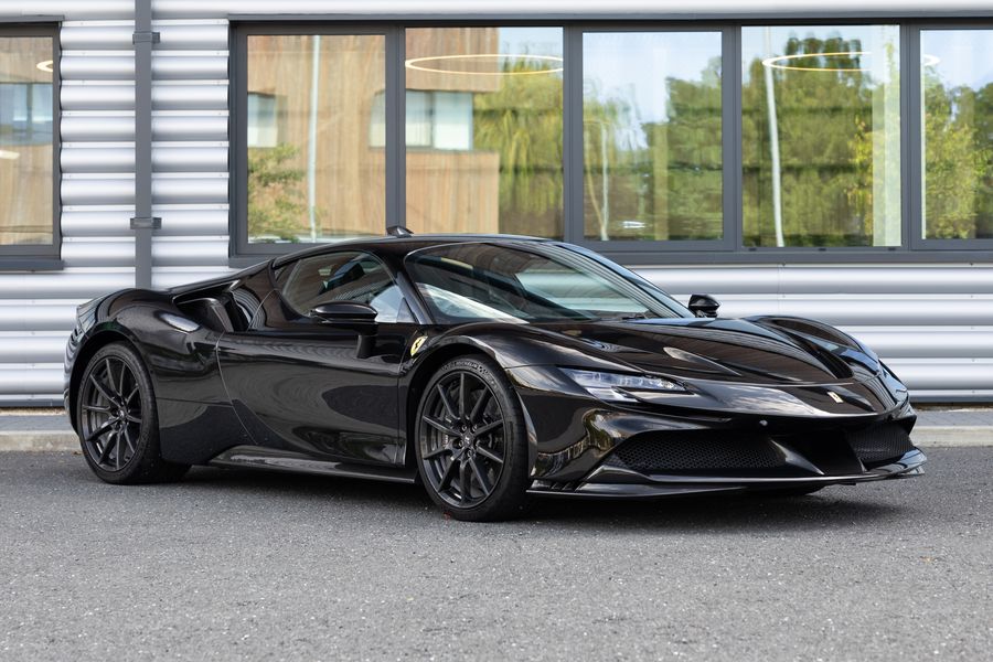 Ferrari SF90 Stradale