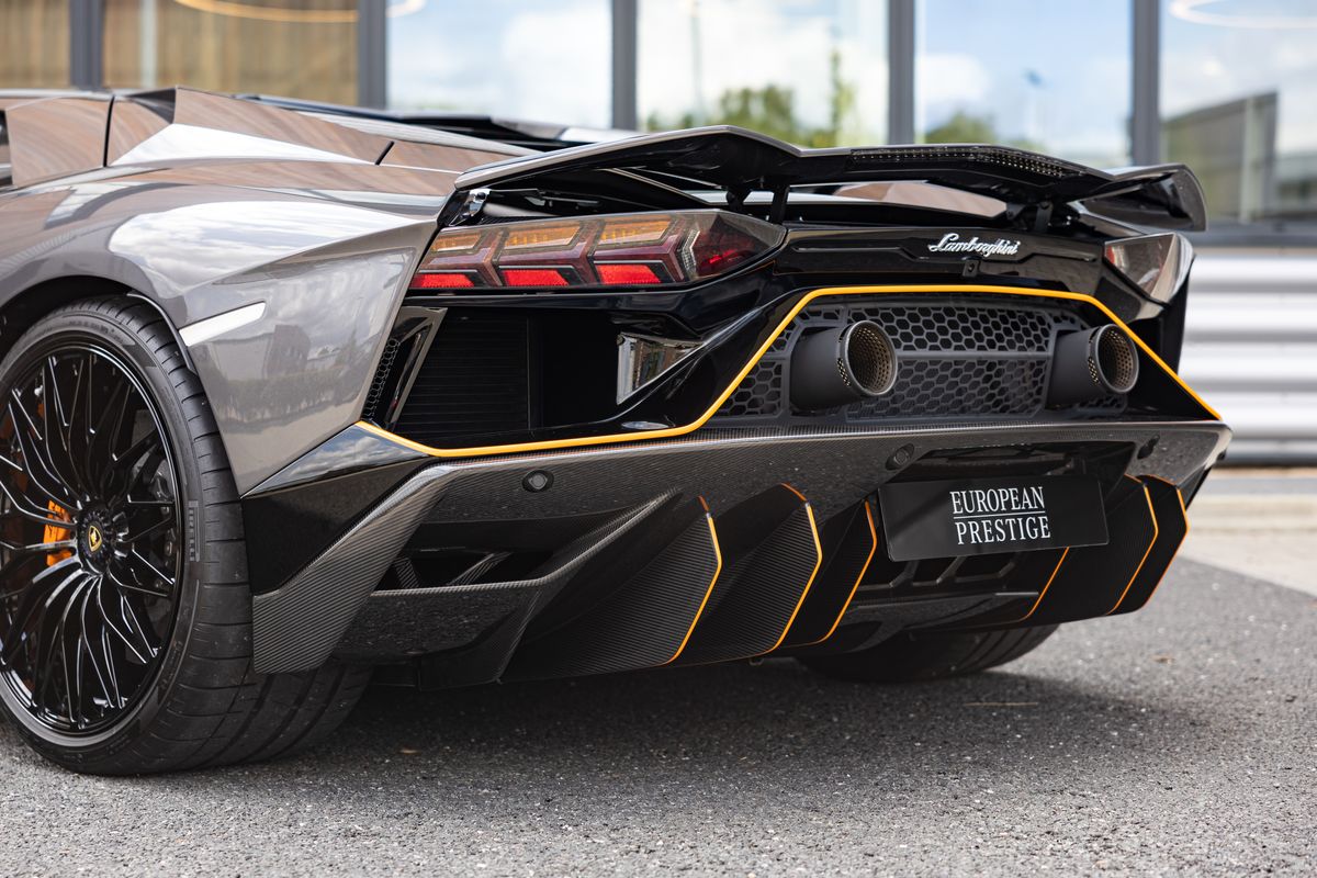 2022 Lamborghini Aventador Ultimae LP780-4