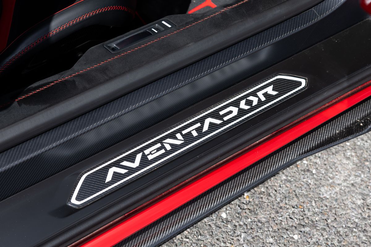 2020 Lamborghini Aventador SVJ LP770-4