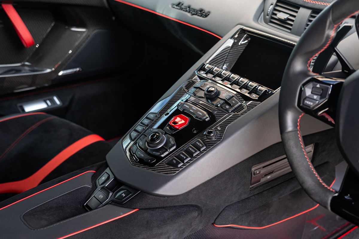 2020 Lamborghini Aventador SVJ LP770-4