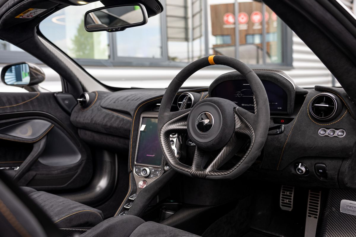 2022 McLaren 765LT Spider