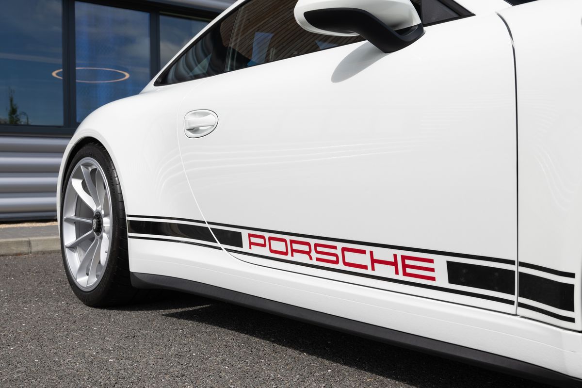 2016 Porsche 911 R