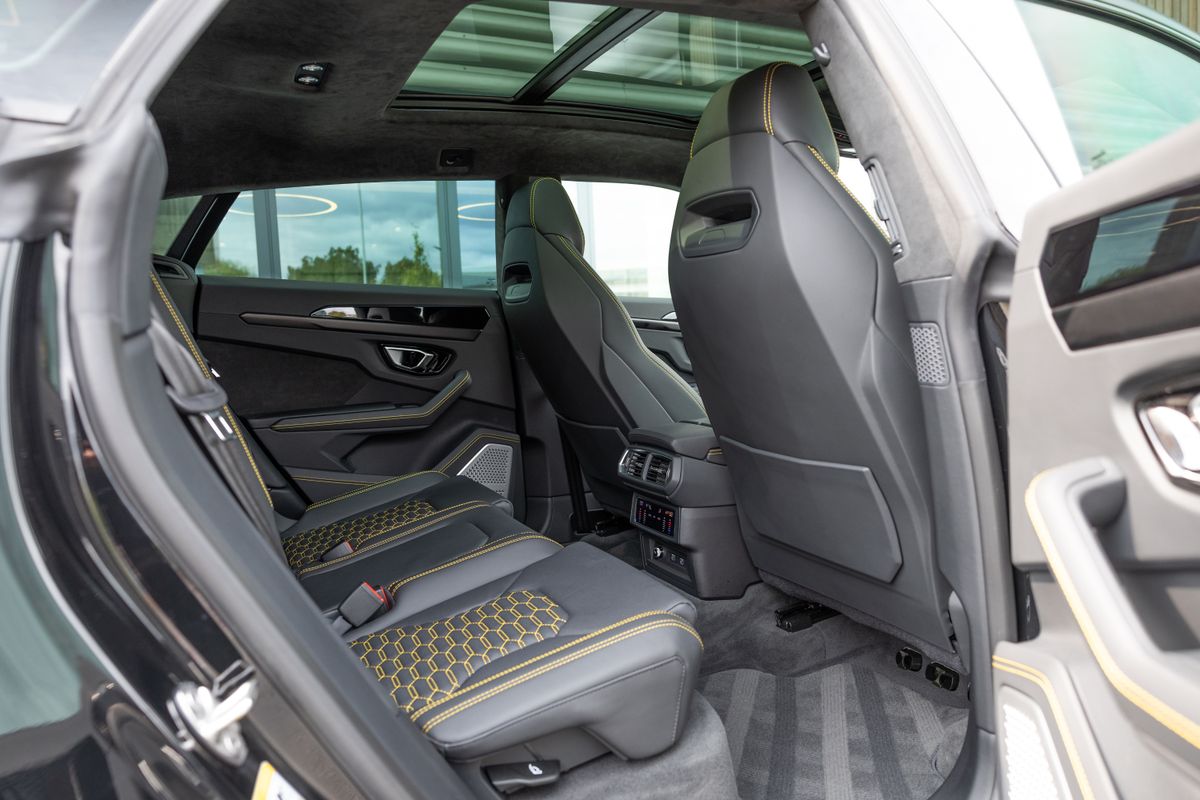 2023 Lamborghini Urus S