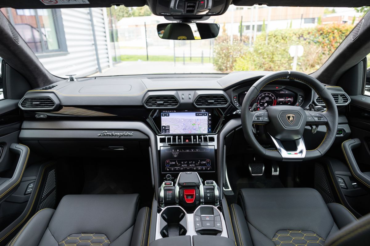 2023 Lamborghini Urus S