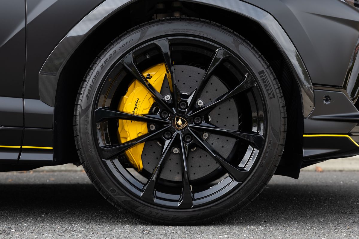 2023 Lamborghini Urus S
