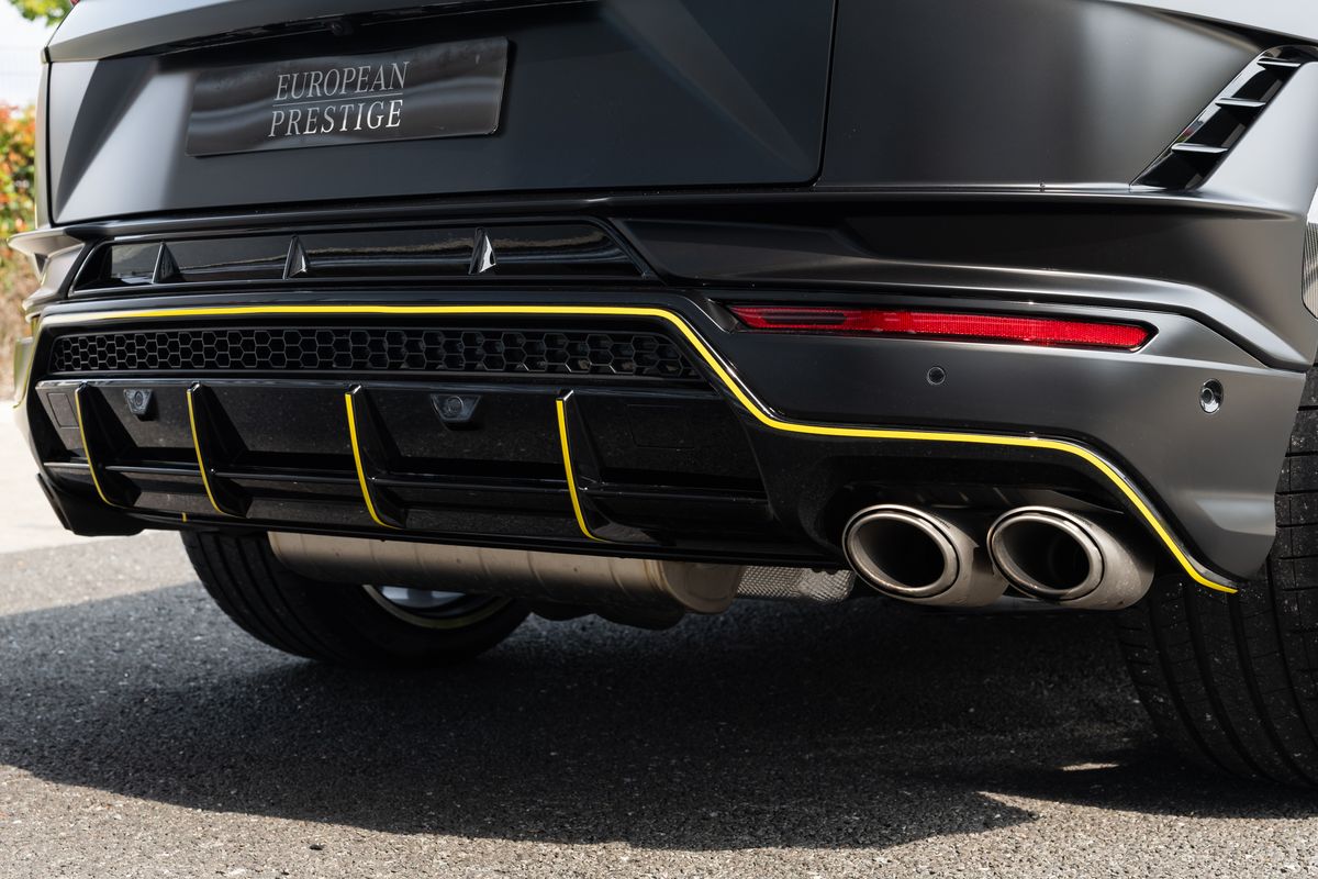 2023 Lamborghini Urus S