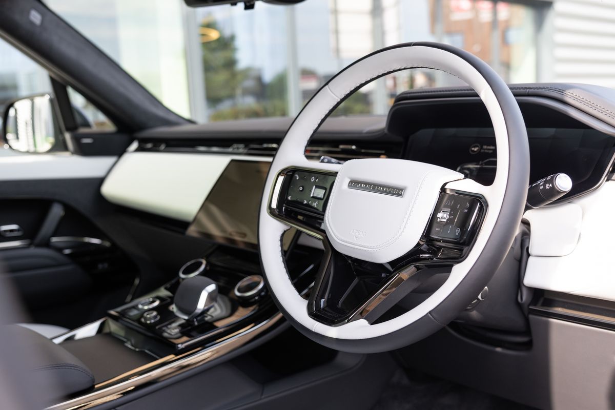 2023 Land Rover Range Rover Sport P510e Autobiography