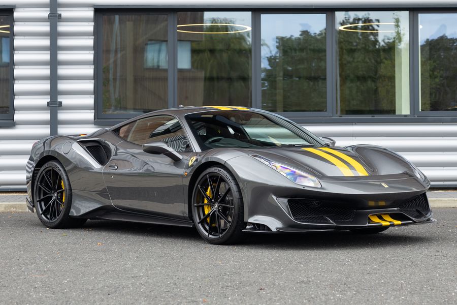 Ferrari 488 Pista