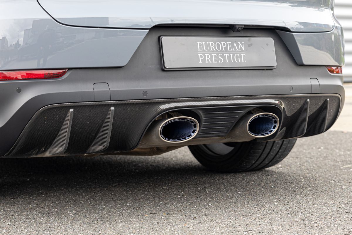 2023 Porsche Cayenne Turbo GT