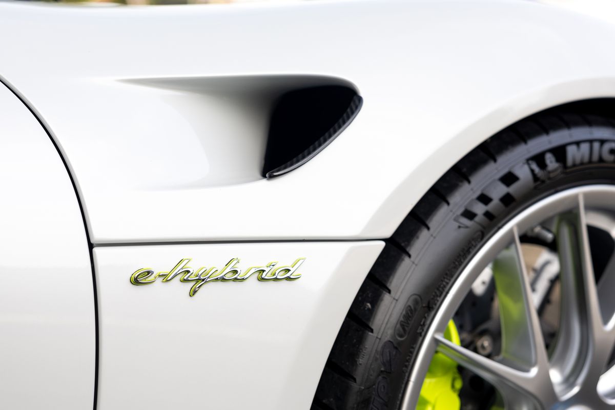 2014 Porsche 918 Spyder Weissach Package