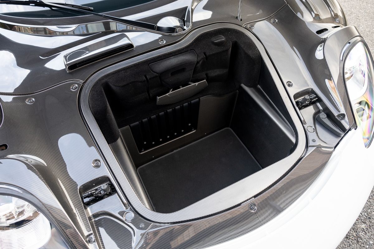 2014 Porsche 918 Spyder Weissach Package