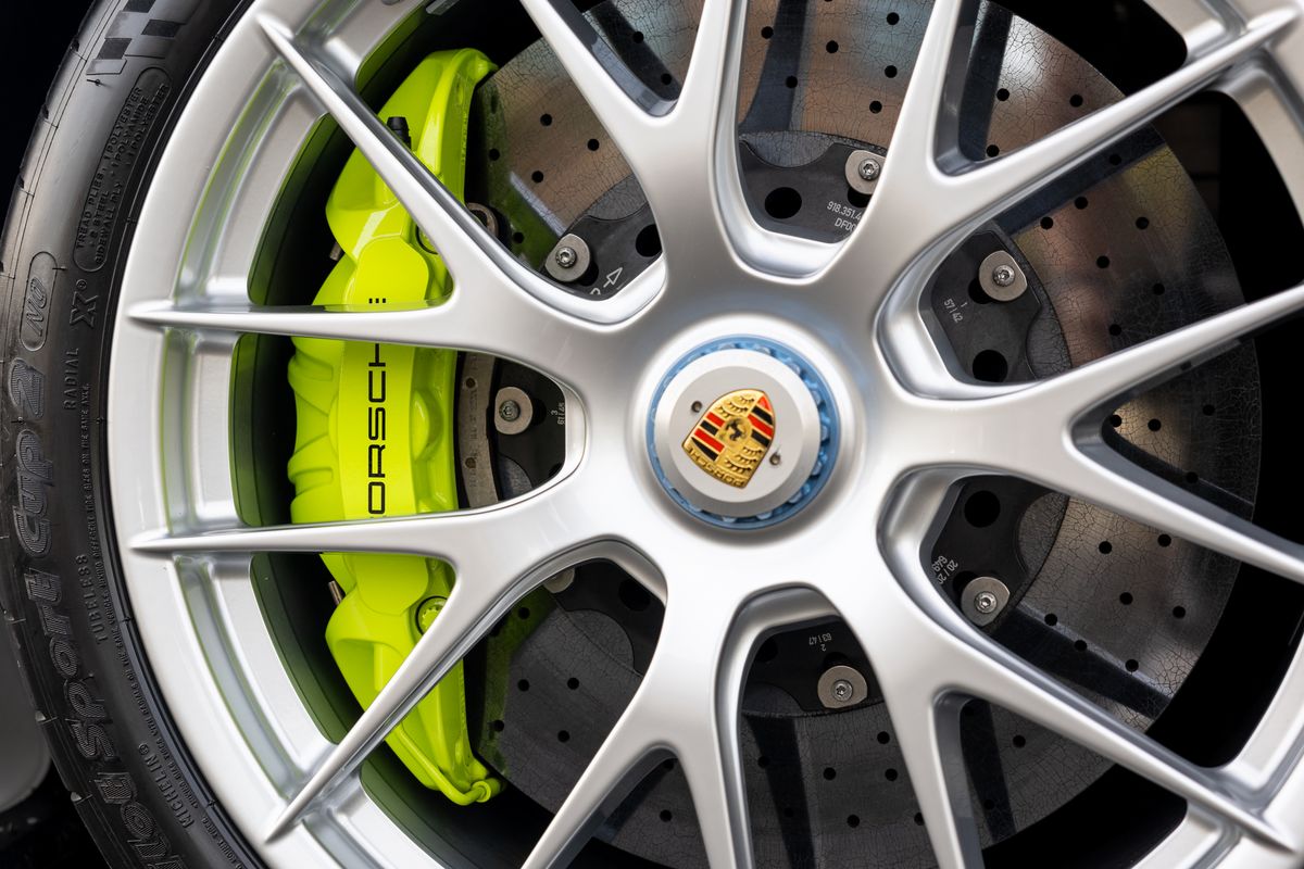 2014 Porsche 918 Spyder Weissach Package