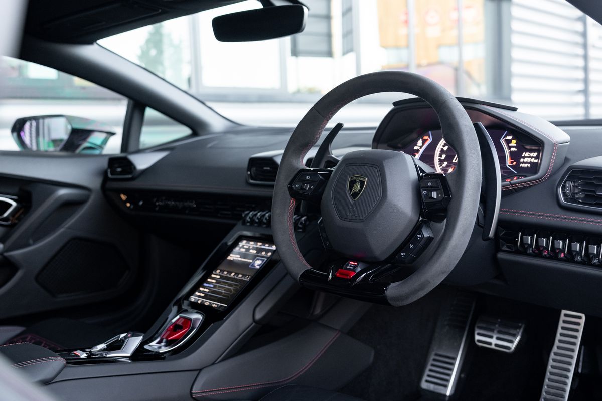 2020 Lamborghini Huracan Evo