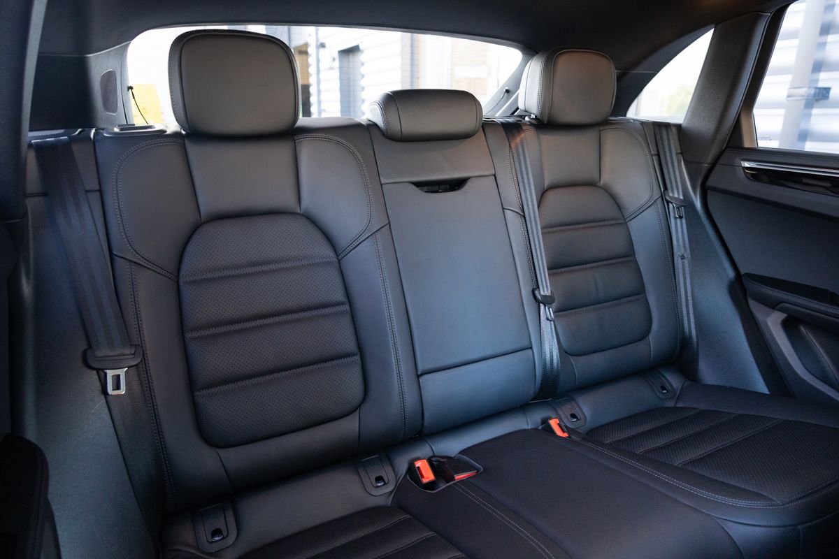 2020 Porsche Macan S