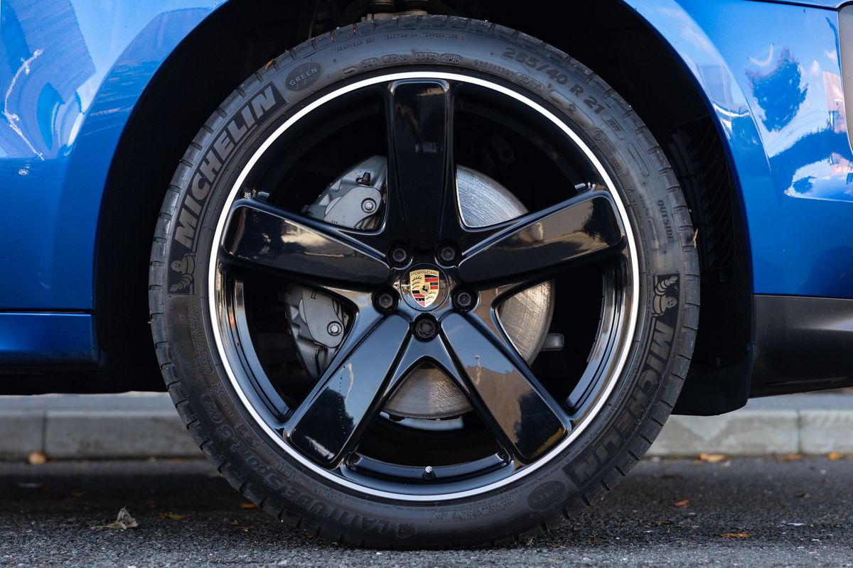 2020 Porsche Macan S