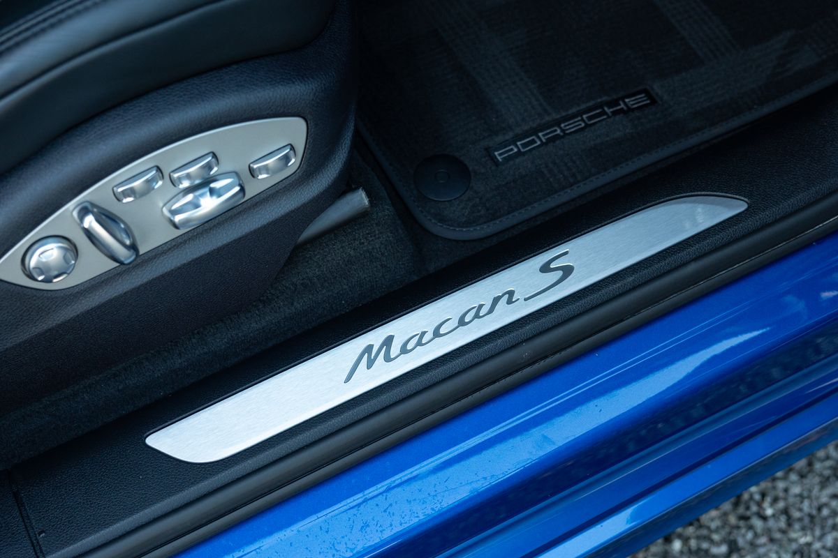 2020 Porsche Macan S