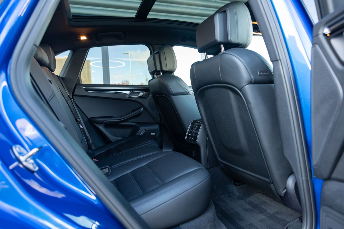 2020 Porsche Macan S