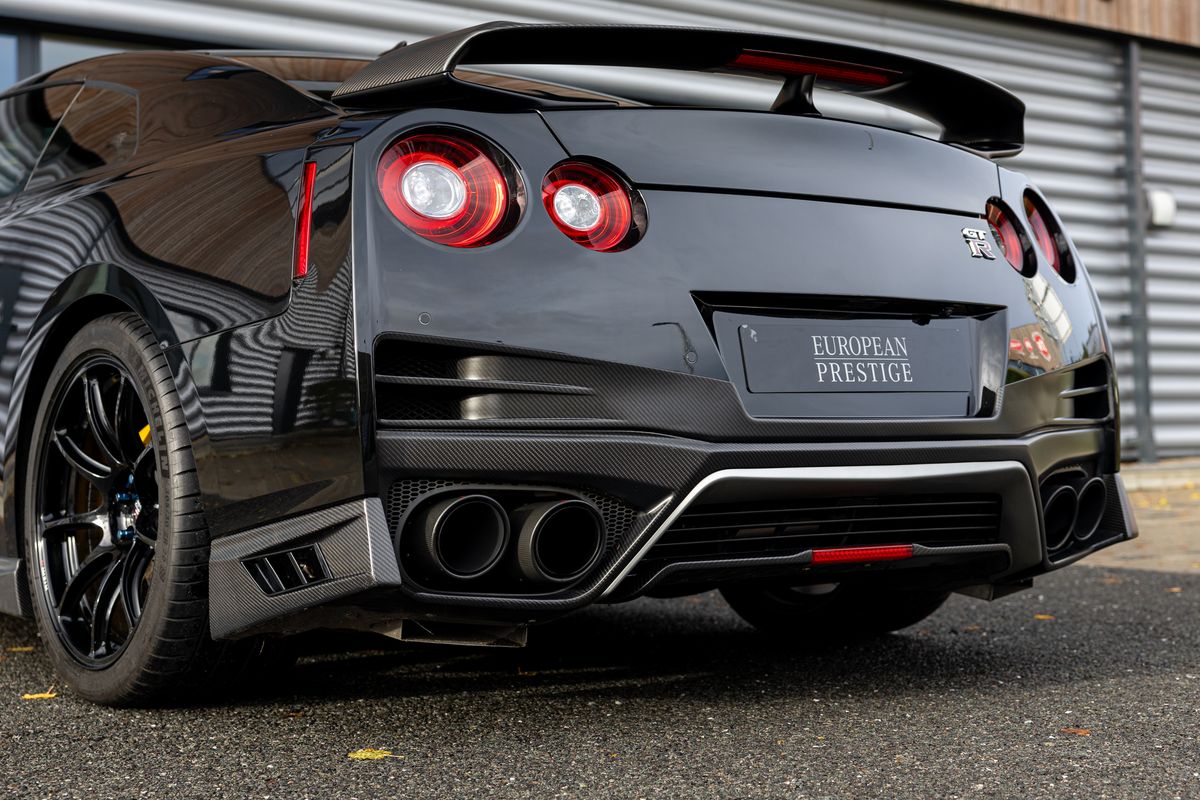 2019 Nissan R35 GT-R Track Edition LM1000