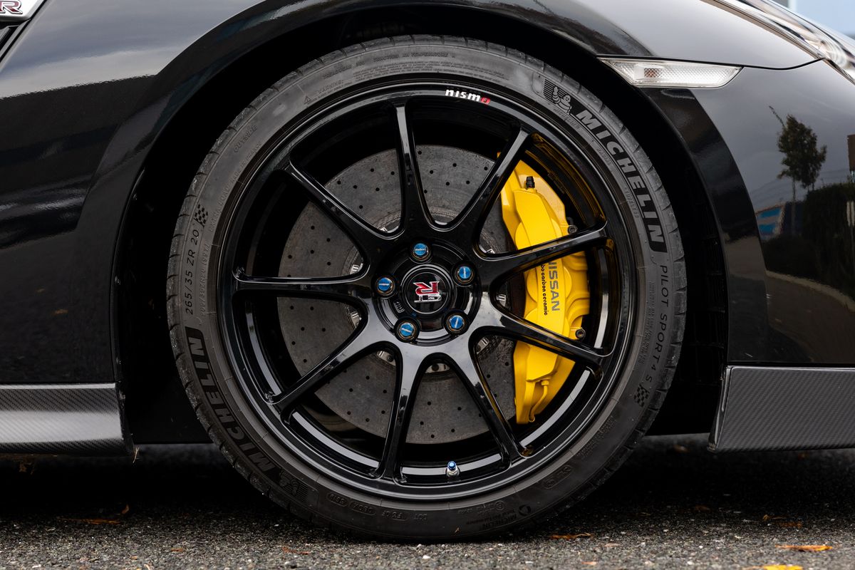 2019 Nissan R35 GT-R Track Edition LM1000