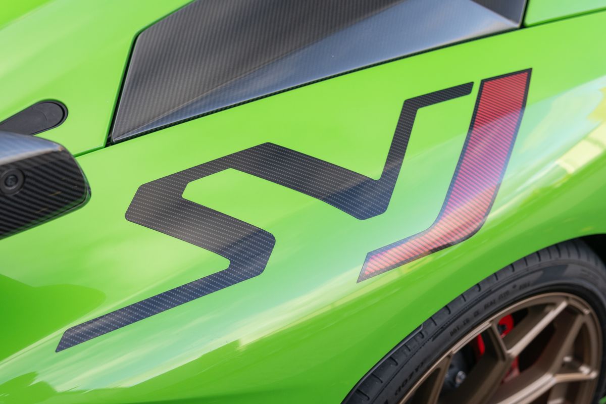 2020 Lamborghini Aventador SVJ Roadster