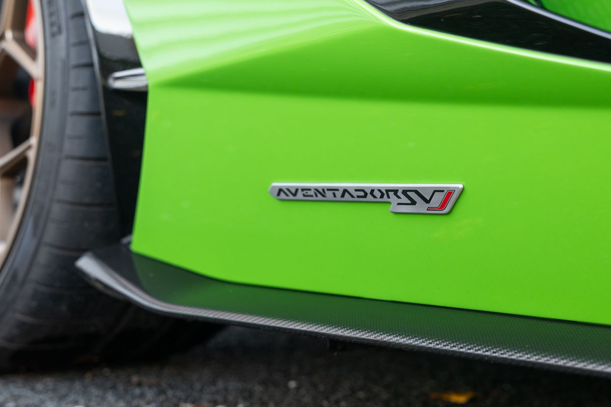 2020 Lamborghini Aventador SVJ Roadster