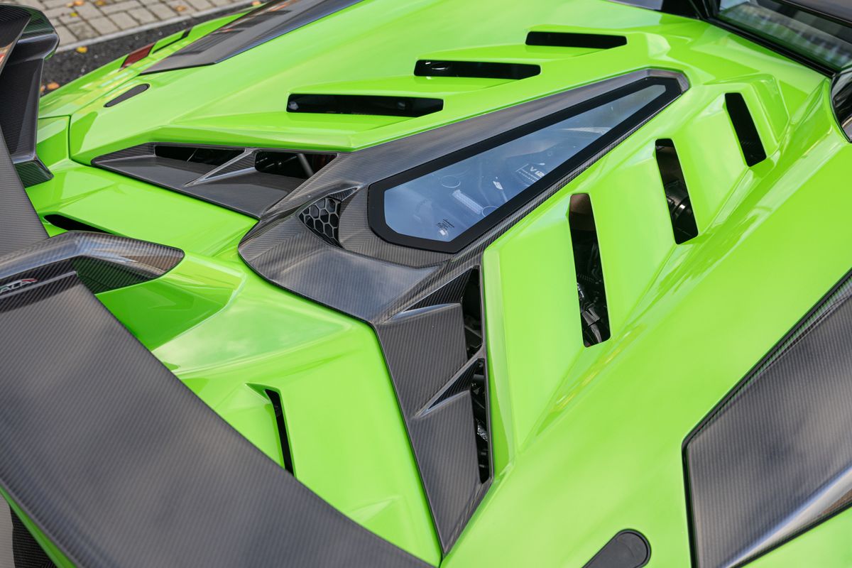 2020 Lamborghini Aventador SVJ Roadster
